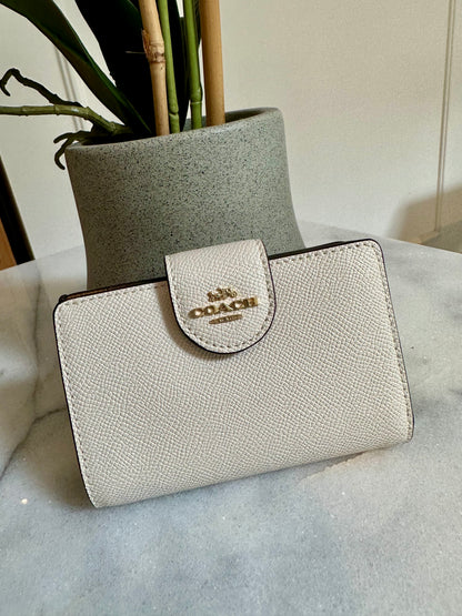 Medium Corner Zip Wallet